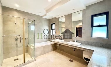 Four Bedroom House with Pool in Maria Luisa for Rent