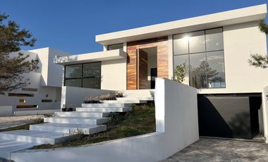 EN RENTA CASA EN EL BOSQUE COUNTRY CLUB