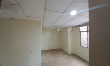 Casa rentera en venta en Cdla. Alborada 1era etapa, Norte de Guayaquil