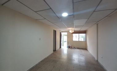Casa rentera en venta en Cdla. Alborada 1era etapa, Norte de Guayaquil