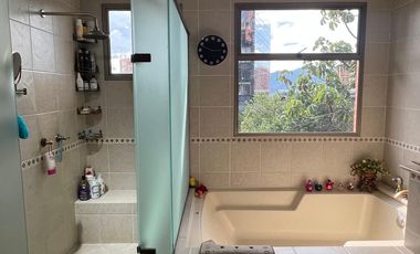 Casa en venta la calera poblado medellin.