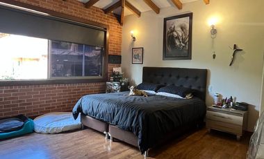 Casa en venta la calera poblado medellin.
