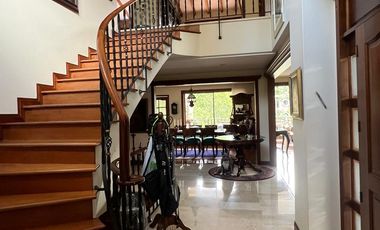 Casa en venta la calera poblado medellin.