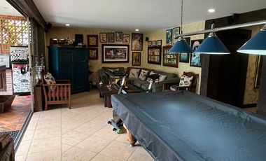 Casa en venta la calera poblado medellin.