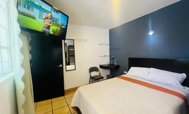 Habitación amueblada con servicios incluidos en planta baja