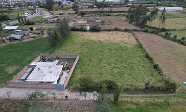 Hermoso Lote Campestre en Cotacachi: 4.280 m2 de Naturaleza