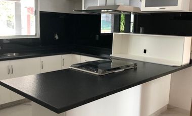 CASA EN RENTA CLUSTER 999 LOMAS DE ANGELOPOLIS 1