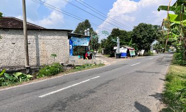 Rumah Strategis Tepi Jl Raya Batujamus – Jambangan