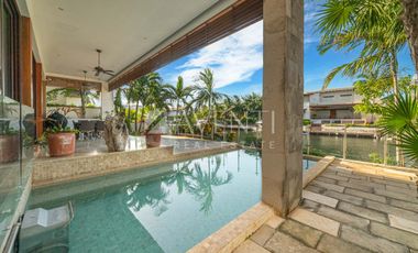 Casa amueblada en venta, Los Canales Residencia, Cancún Quintana Roo.