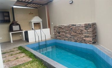 VENTA DE CASA EN ESTRENO DE TRES PISOS EN LA ENTRADA DE LA URB. MONTEBELLO