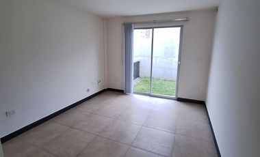 RENTA CASA EN CONJUNTO SECTOR VALLE DE LOS CHILLOS