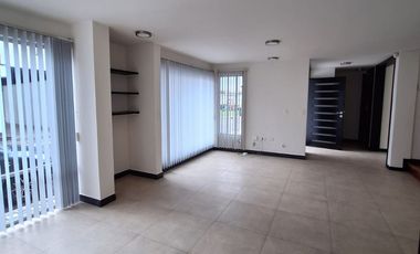 RENTA CASA EN CONJUNTO SECTOR VALLE DE LOS CHILLOS
