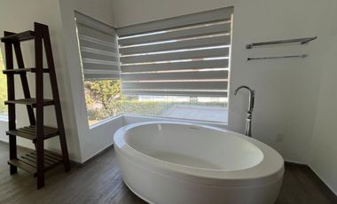 RENTA ENFRENTE DEL BOSQUE DE BALVANERA GOLF POLO & COUNTRY CLUB QUERÉTARO