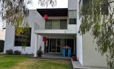 RENTA ENFRENTE DEL BOSQUE DE BALVANERA GOLF POLO & COUNTRY CLUB QUERÉTARO