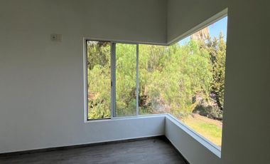 RENTA ENFRENTE DEL BOSQUE DE BALVANERA GOLF POLO & COUNTRY CLUB QUERÉTARO