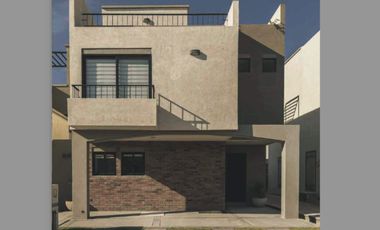 Casa en residencial con campo de golf, casa club con alberca y jacuzzi, venta Zirandaro, San Miguel de Allende.