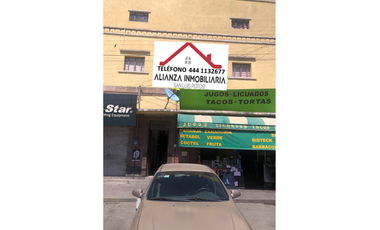 VENTA DE DOS LOCALES CON CASA EN ZONA CENTRO