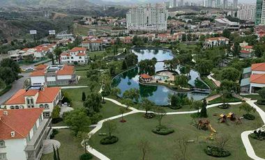 Departamento Renta con balcones, Residencial lujo Fuentes de las Lomas interlomas