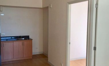 Peninsula garden midtown homes 2 bedroom Condominium in manila near intramuros luneta park roxas blvd ermita malate