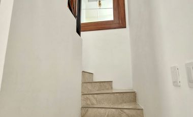 Venta de casa cuatro dormtorios  en manantial etapa de casaLaguna- Vial 1