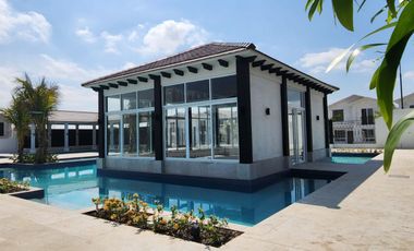 Venta de casa cuatro dormtorios  en manantial etapa de casaLaguna- Vial 1