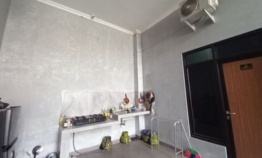 DIJUAL MURAH HANYA 3,4 M KOST EKSKLUSIF MAHASISWA UGM