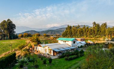 Se vende casa con frutales en La Montaña de Teno, Curicó