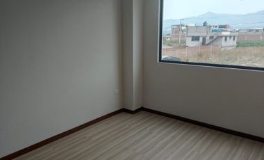 ¡Tu Nuevo Comienzo te Espera en el Edificio Nogales! Cerca del Colegio Salecianos en Riobamba