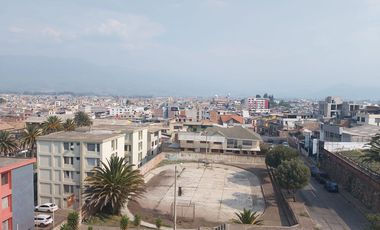 ¡Tu Nuevo Comienzo te Espera en el Edificio Nogales! Cerca del Colegio Salecianos en Riobamba