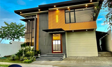Venare Brand New House and Lot in Nuvali Calamba Laguna at 264 SQM Lot Area and 220 Floor Area, For Sale