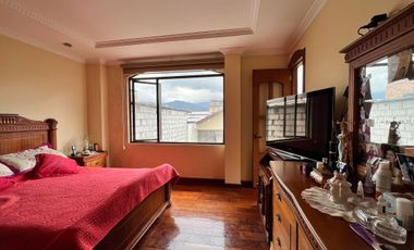 Casa rentera en venta en Loja