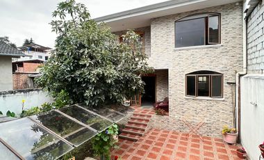 Casa rentera en venta en Loja