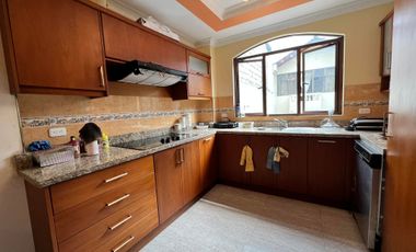 Casa rentera en venta en Loja