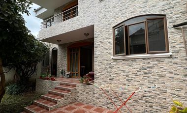 Casa rentera en venta en Loja