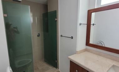 DEPARTAMENTO CON AMPLIA VISTA AL MAR ZONA LA CONDESA ACAPULCO VENTA