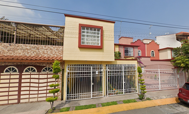Casa en Col. Las Americas, Ecatepec de Morelos, Edo. Mex. Remate!!! -JCR-