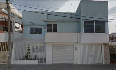 Casa en venta con gran plusvalía de remate dentro de Calle 7 Oriente , San José, Centro, Puebla, México
