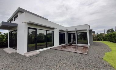 CBN - FOR SALE: 3 Bedroom House in Hacienda Santa Monica, Barrio of Latag and Patay, Lipa