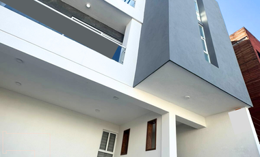 VENTA DE CASA CON 4 HABITACIONES Y ESPECTACULARES VISTAS