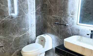 VENTA DE CASA CON 4 HABITACIONES Y ESPECTACULARES VISTAS