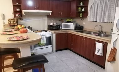 Casa de Venta en urbanización de manta Manabí