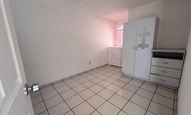 CASA EN RENTA EXCELENTE UBICACION