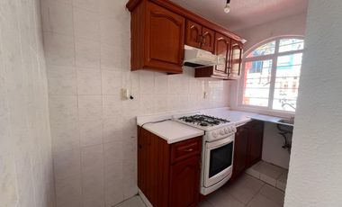 CASA EN RENTA EXCELENTE UBICACION