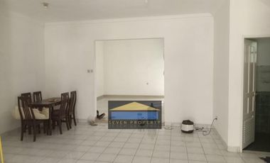 Rumah Bagus Semi Furnished Harga Nego di Legenda Wisata P3.149/23