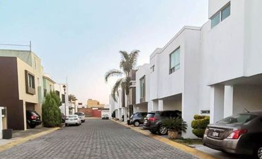 CASA EN F Borja, Fuentes del Molino Sección Arboledas, San Juan Cuautlancingo, Puebla, México, CASA EN REMATE -YJJ