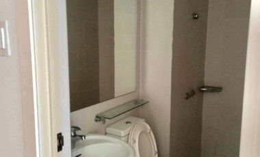28+ SQM. 1-BEDROOM STAYCATION CONDO UNIT (18TH FLOOR) AT AZURE URBAN RESORT RESIDENCES IN PARANAQUE CITY NEAR SM CITY BICUTAN - NAIA / MANILA INT'L AI