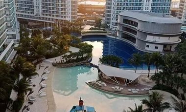 28+ SQM. 1-BEDROOM STAYCATION CONDO UNIT (18TH FLOOR) AT AZURE URBAN RESORT RESIDENCES IN PARANAQUE CITY NEAR SM CITY BICUTAN - NAIA / MANILA INT'L AI