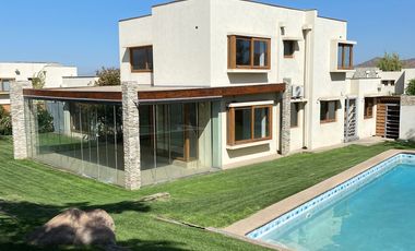 Fabulosa Casa Mediterránea, cercana a Colegio Alemán Piedra Roja