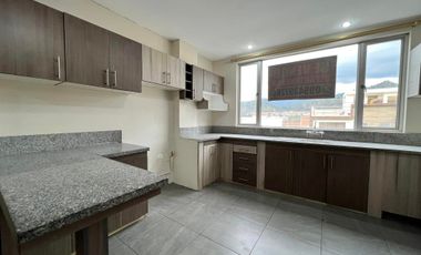 Terreno en venta frente al centro de Matriculación vEHICULAR