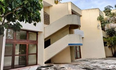 Edificio en Venta  de 1,435 M2 en Chuburna Hidalgo, Mérida Yucatán. ubicacion de privilegio